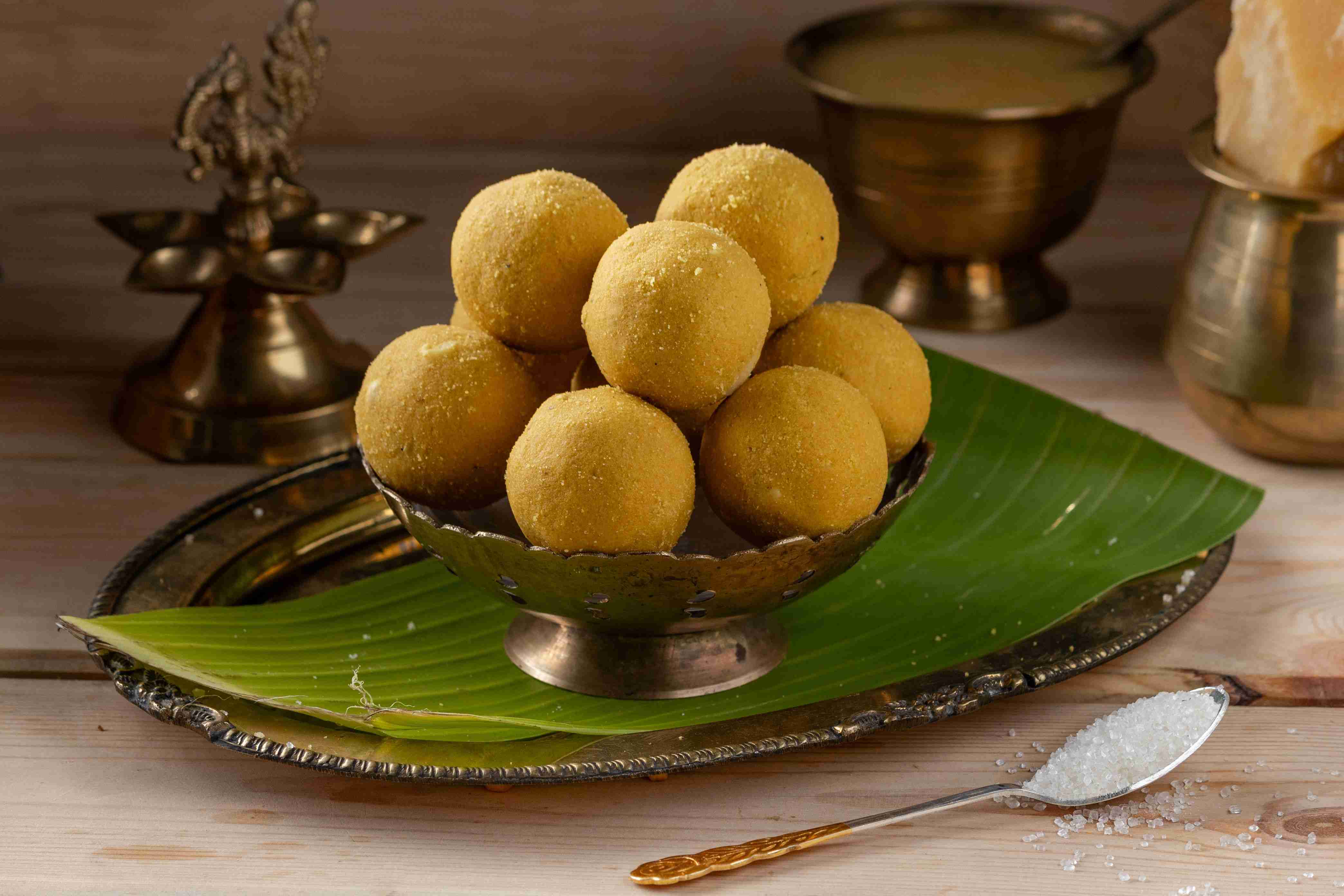 Besan laddu