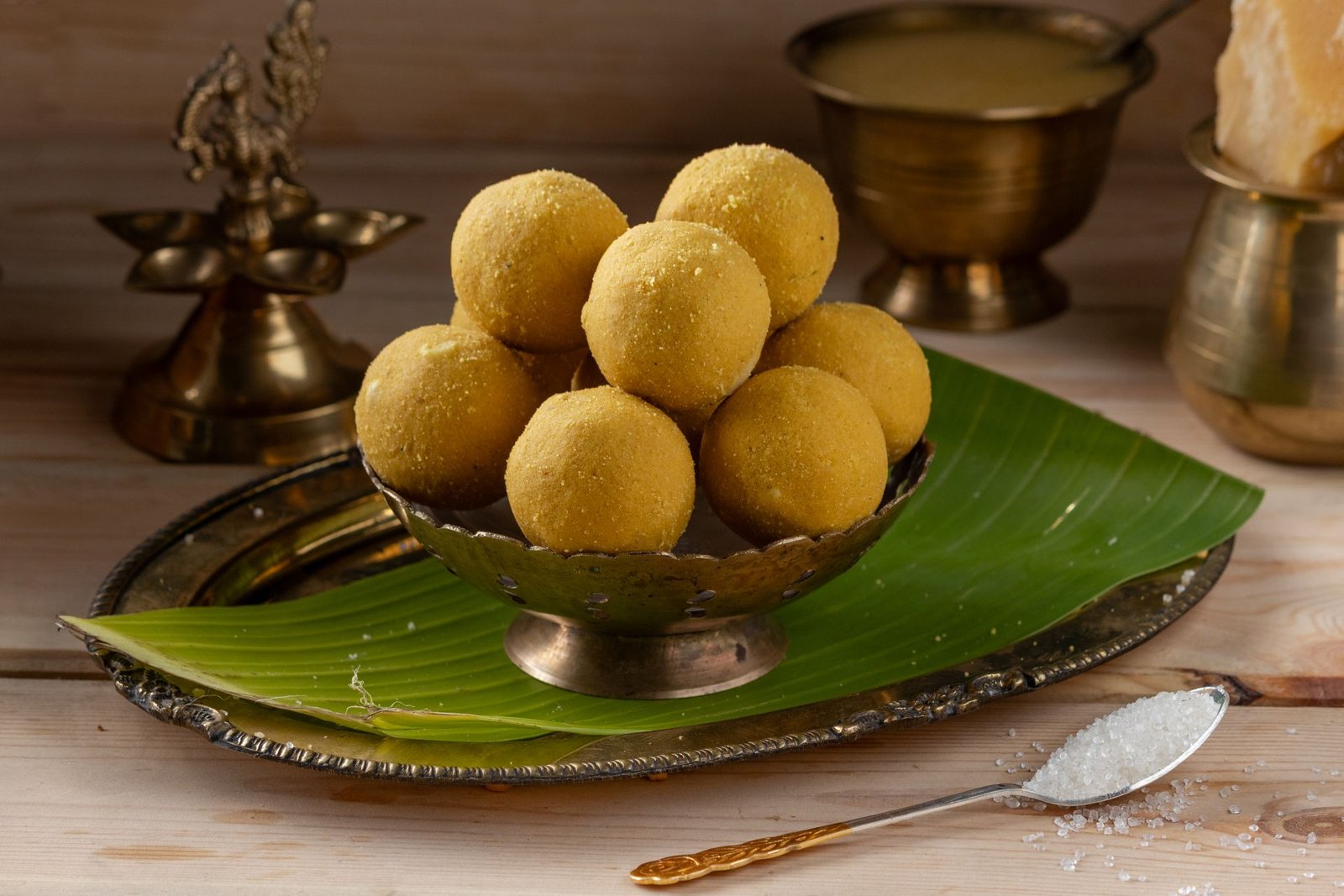 Besan laddu